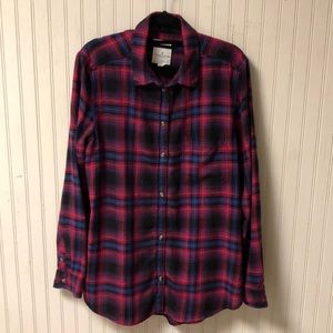 American Eagle Women’s Flannel. Size L